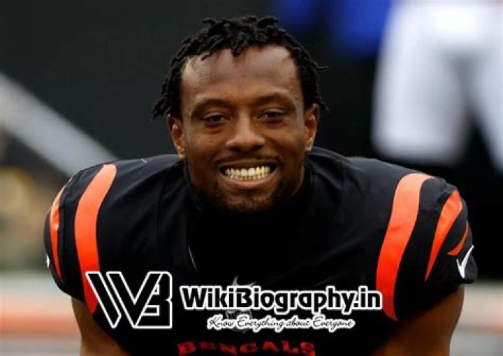 Eli Apple Age, Height, Wikipedia, Girlfriend, Net Worth 2023